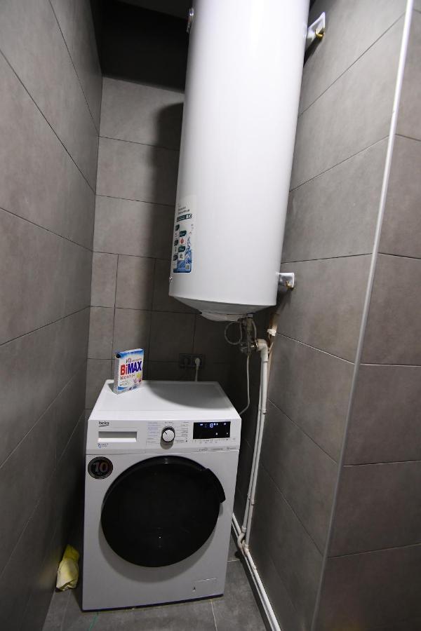 Capsuleplus Saburtalo ティビリシ エクステリア 写真