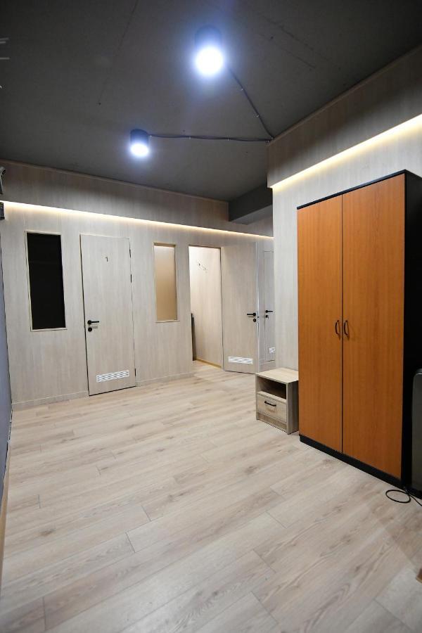 Capsuleplus Saburtalo ティビリシ エクステリア 写真